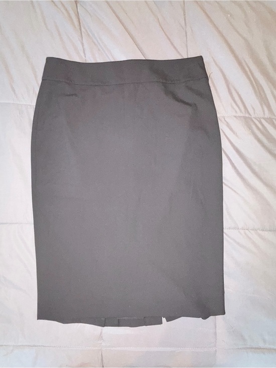 Ann Taylor Dresses & Skirts - NWT Ann Taylor Black Pencil Skirt Size 4 Career Office Classic